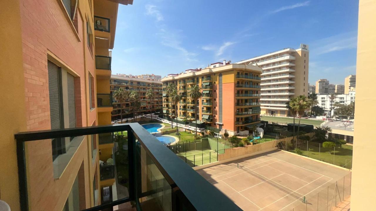 Primera Linea Playa , Front Line Beach Торремолинос Экстерьер фото