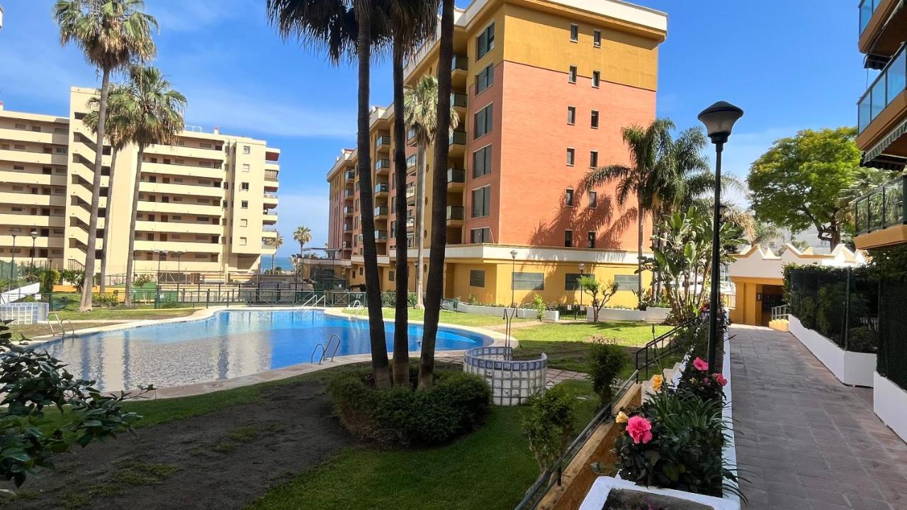 Primera Linea Playa , Front Line Beach Торремолинос Экстерьер фото